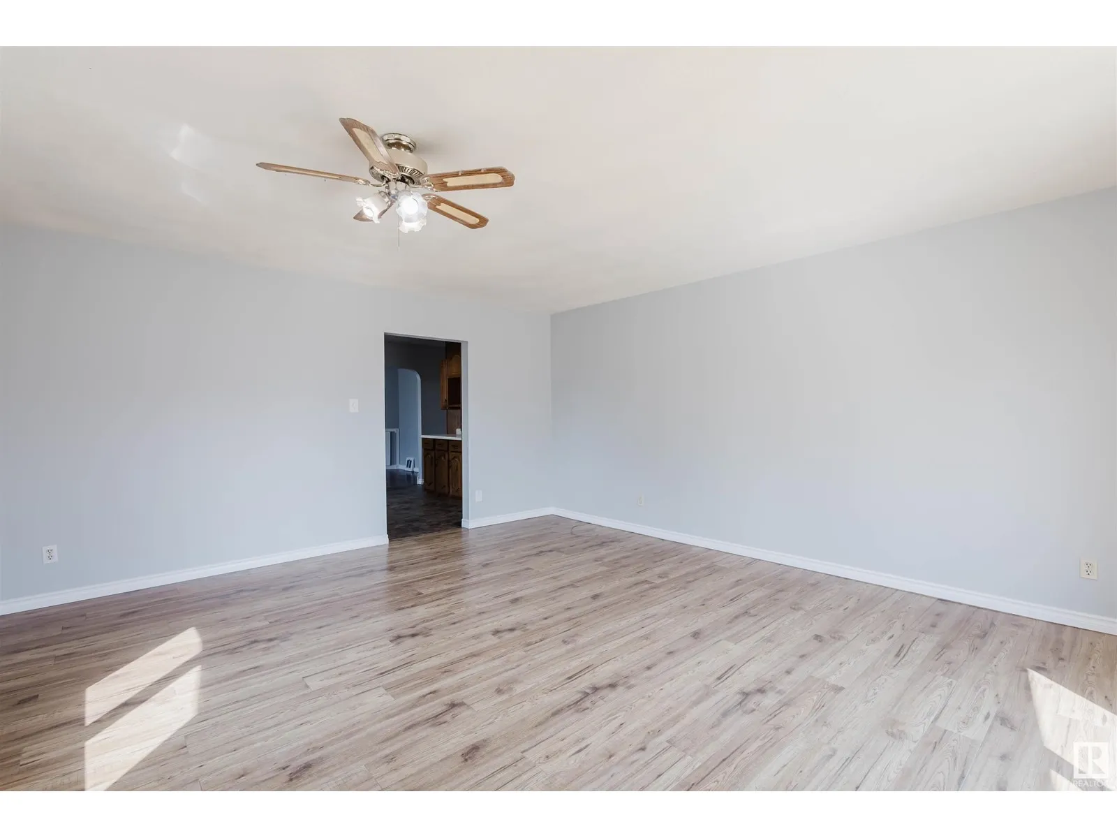 9731 162 ST NW