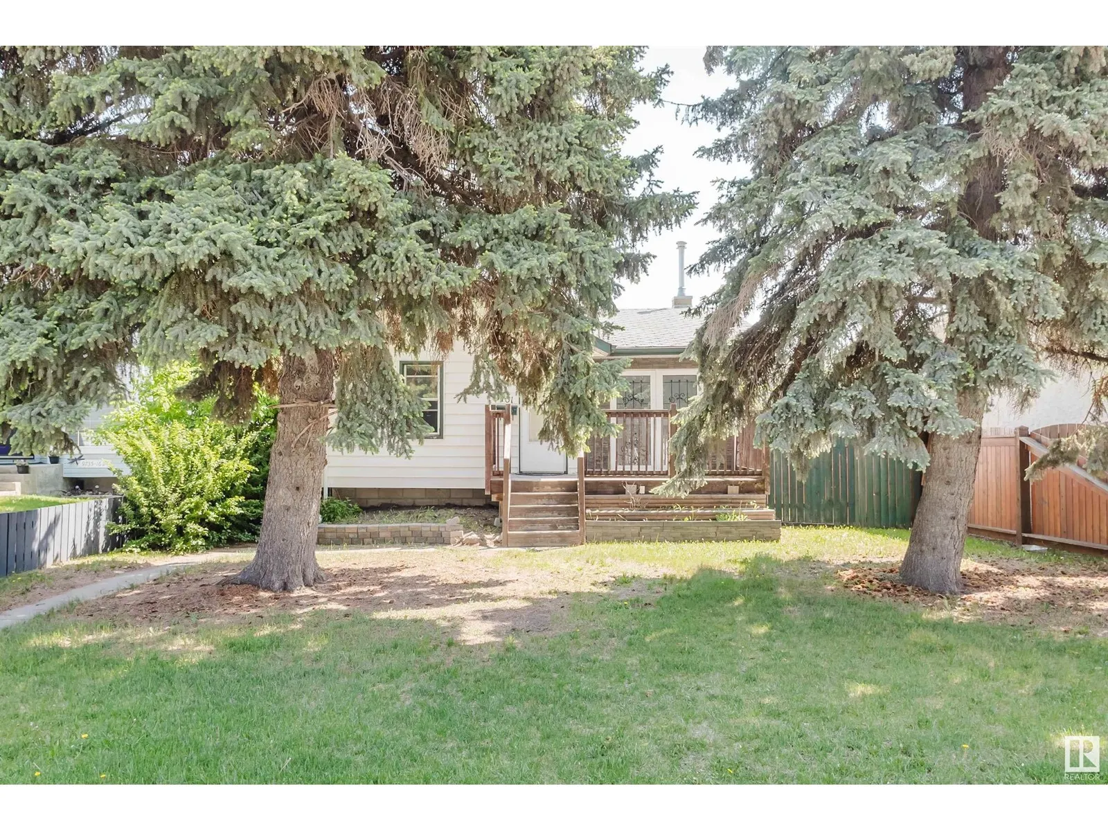 9731 162 ST NW