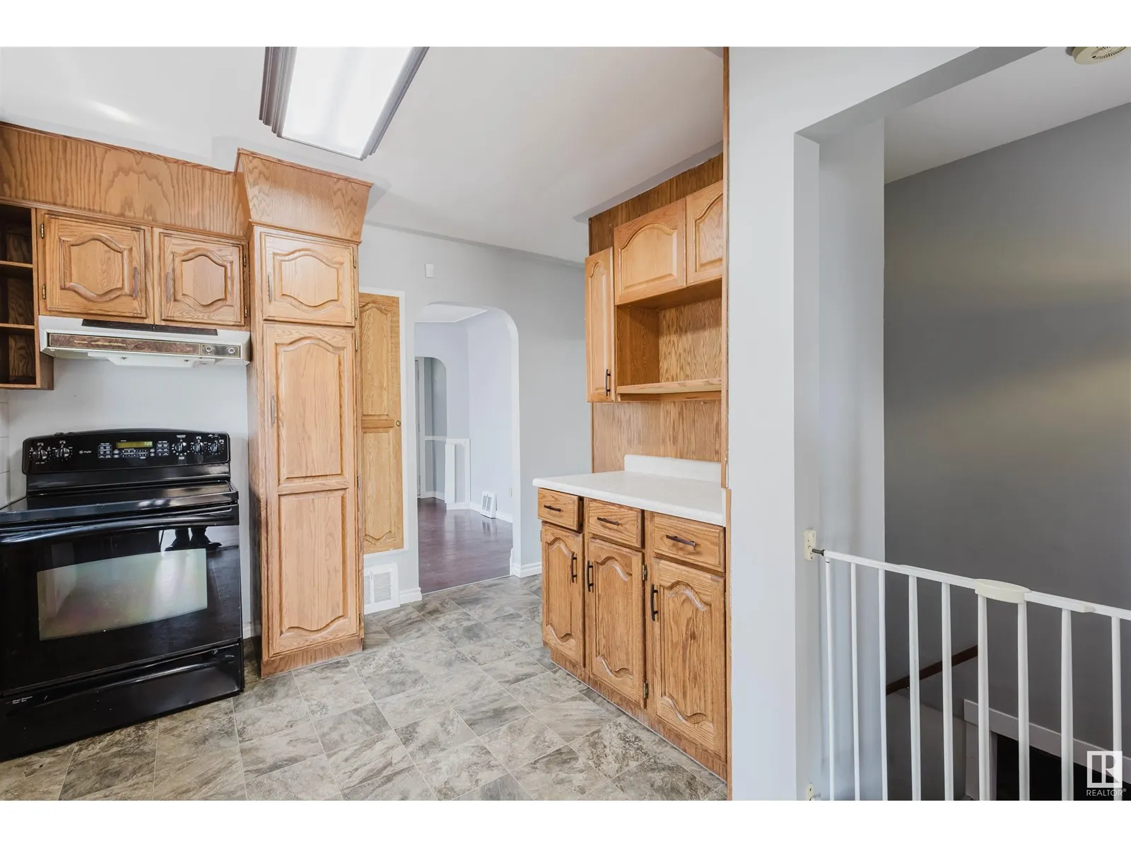 9731 162 ST NW