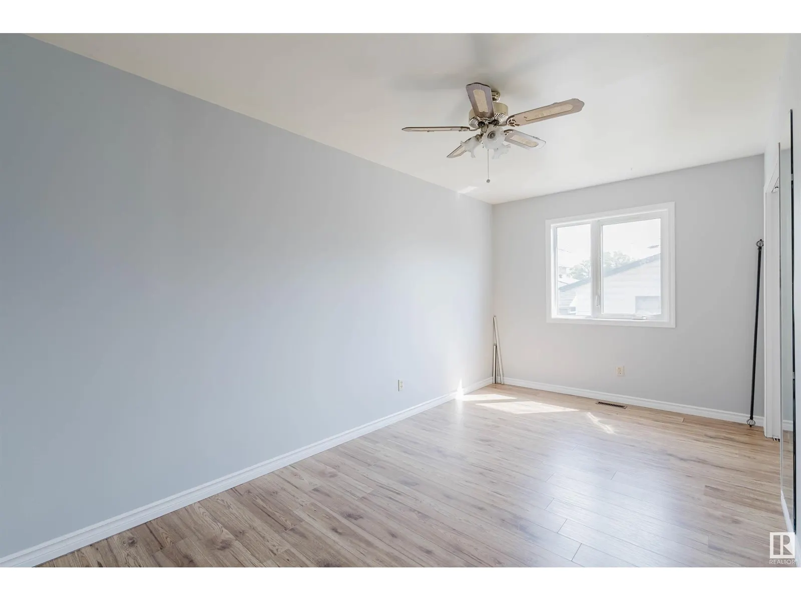 9731 162 ST NW
