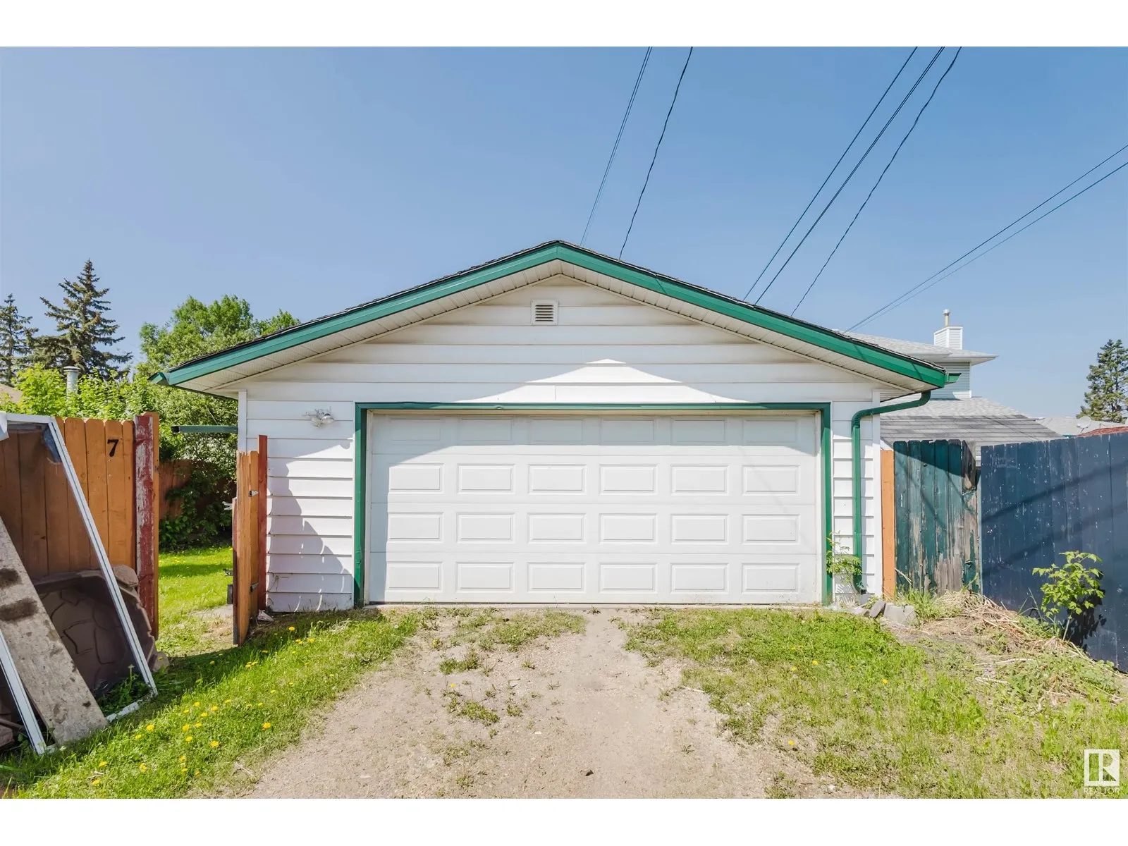 9731 162 ST NW