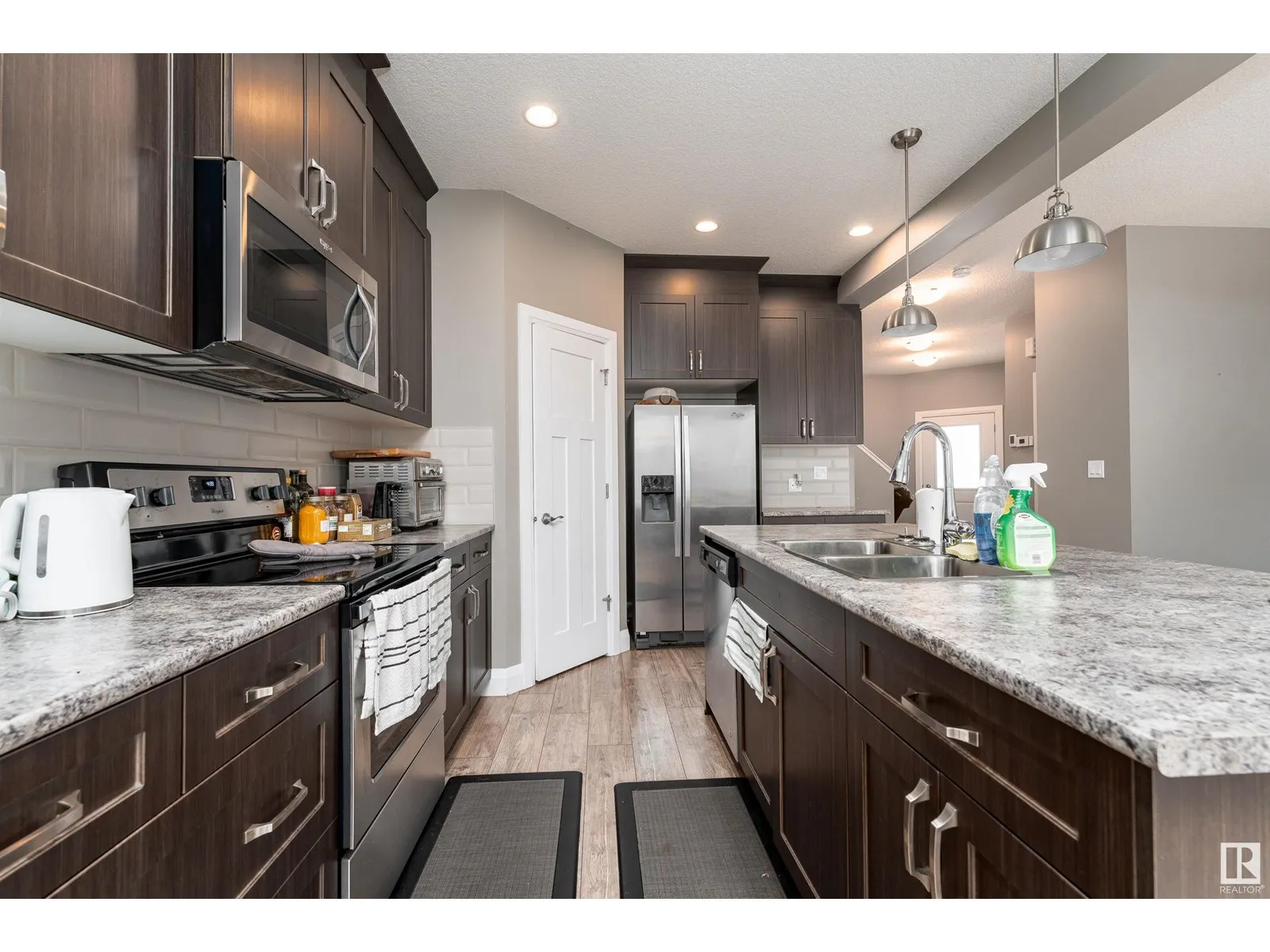 8438 CUSHING CO SW
