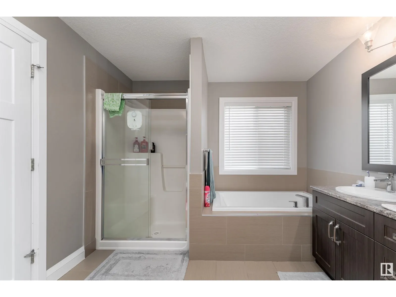 8438 CUSHING CO SW