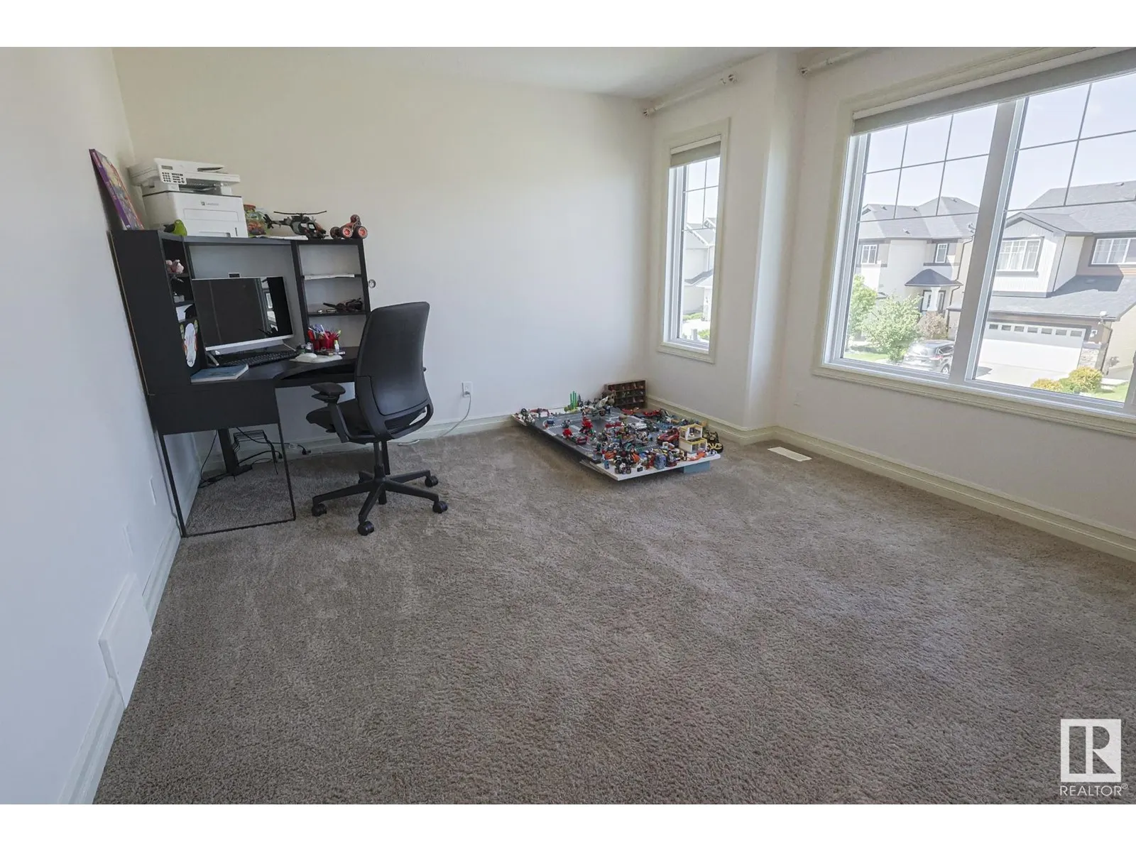 3247 ABBOTT CR SW