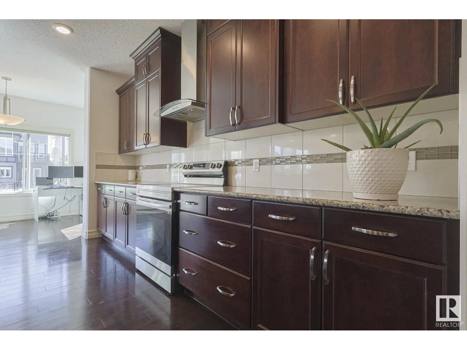 3247 ABBOTT CR SW