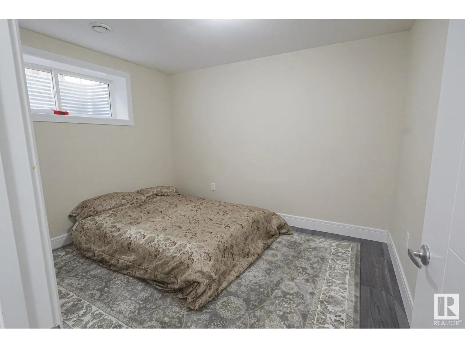 3247 ABBOTT CR SW