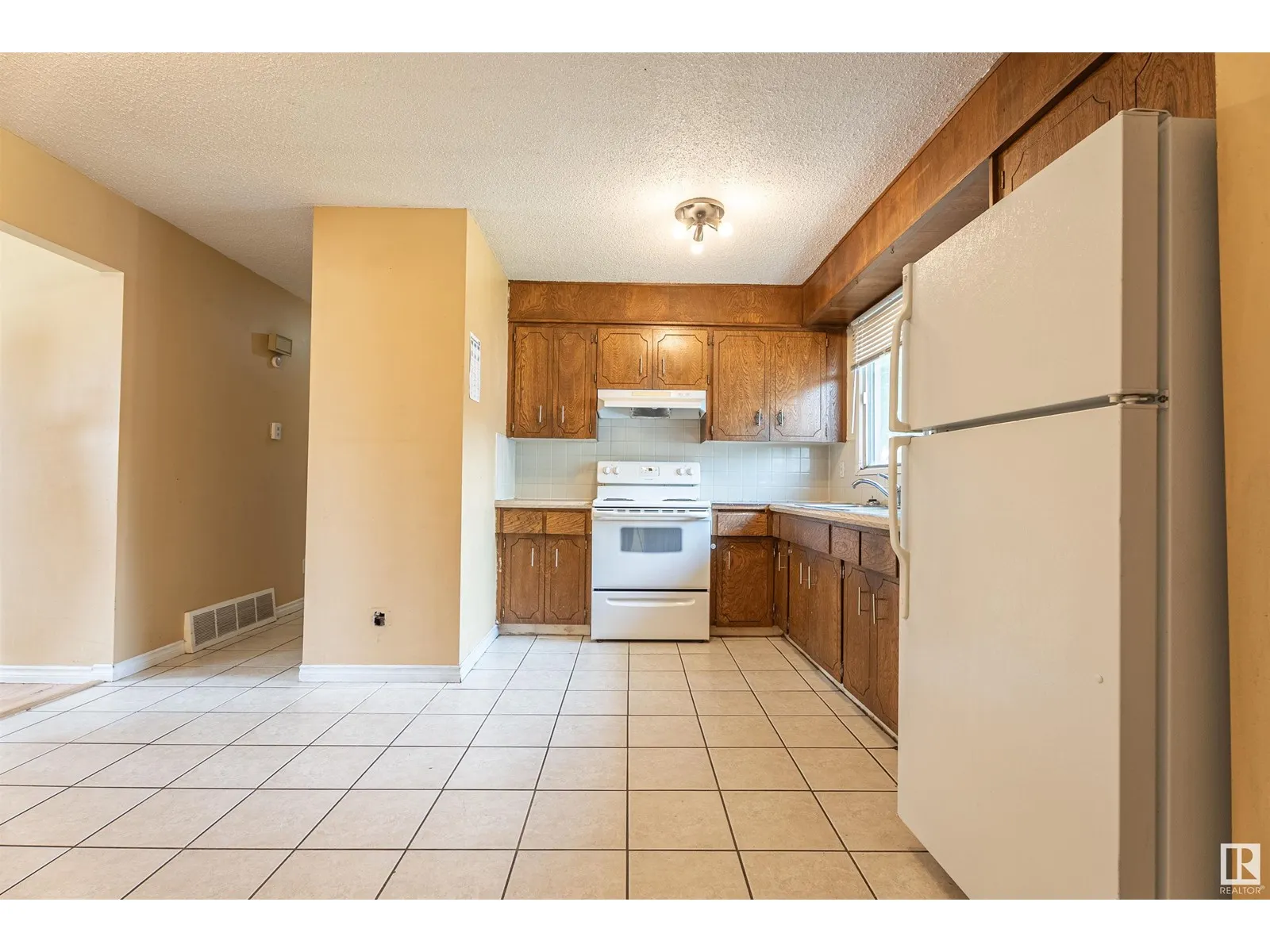 13034 32A ST NW