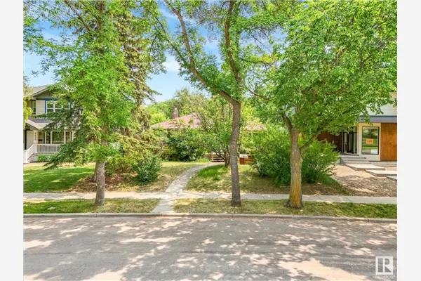 9831 147 ST NW