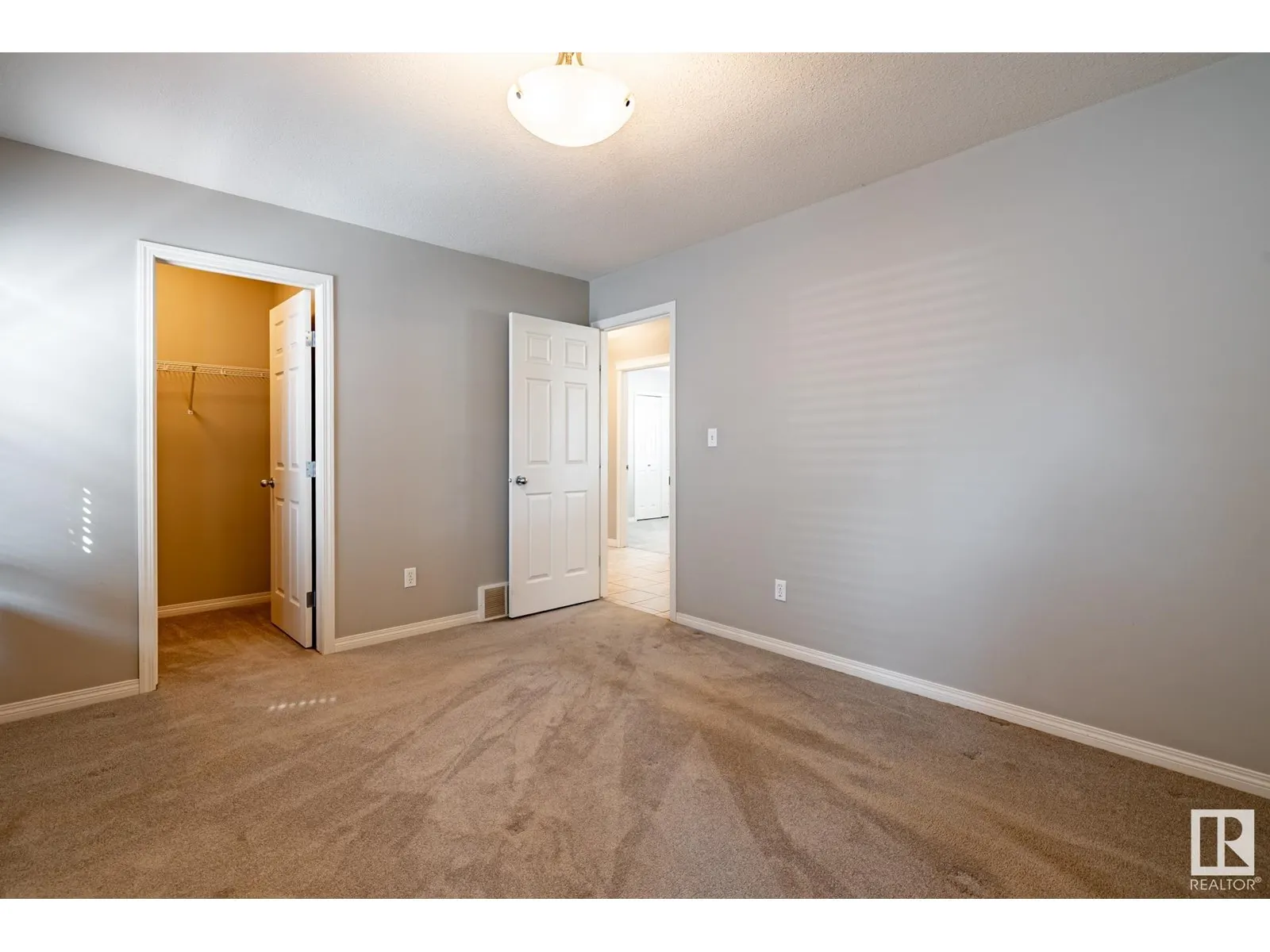 155 REICHERT DR