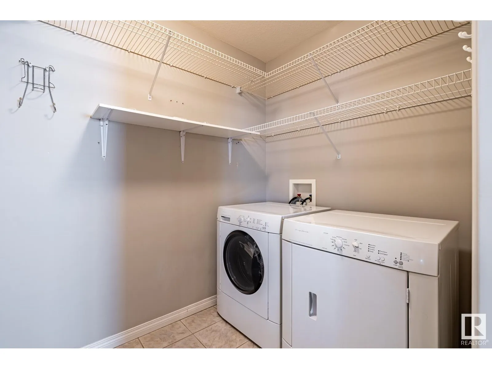 155 REICHERT DR