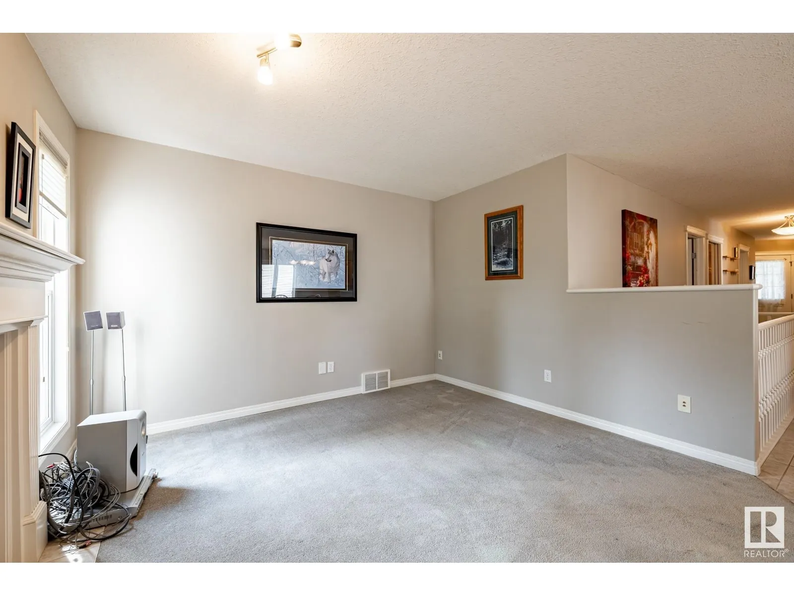 155 REICHERT DR