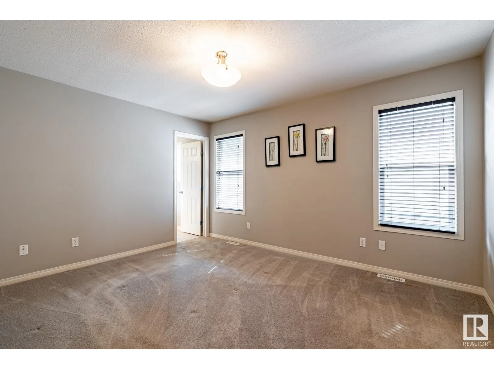 155 REICHERT DR