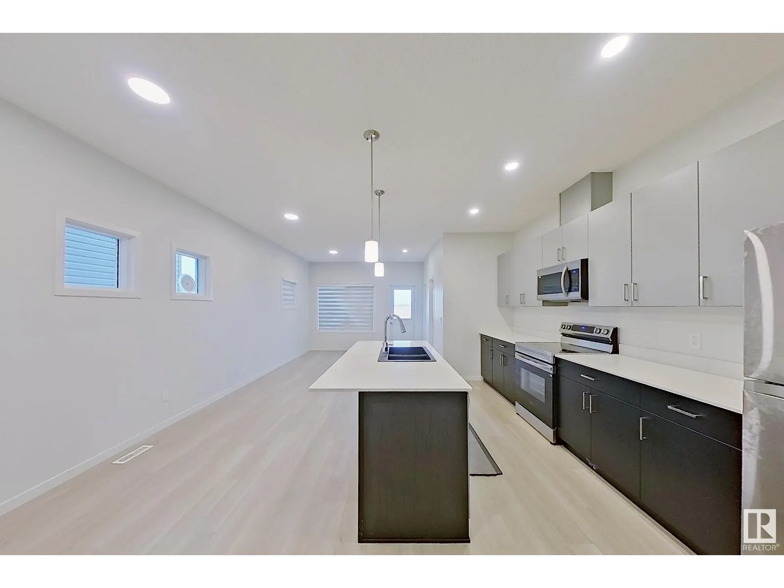 7137 46A ST