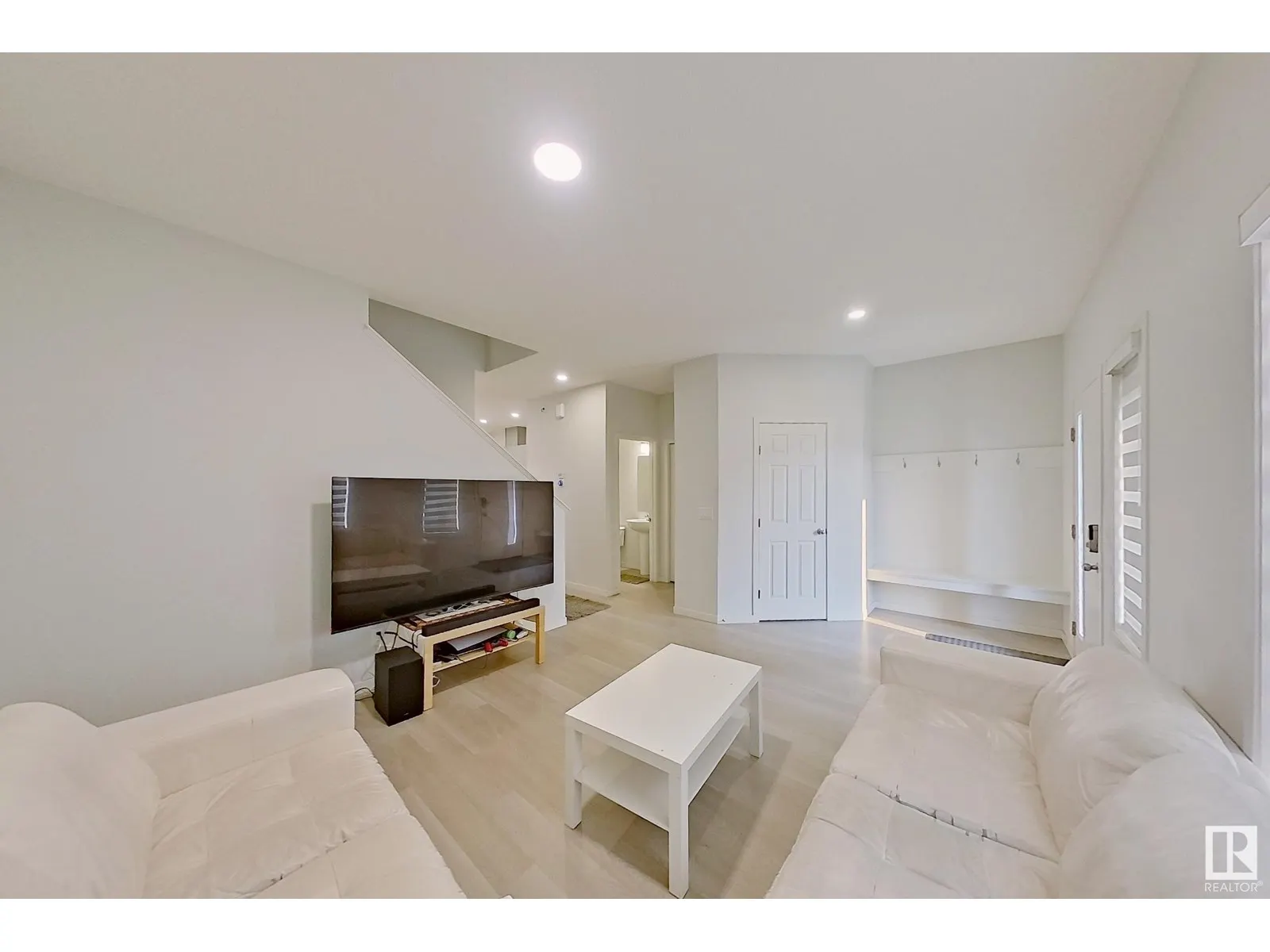 7137 46A ST