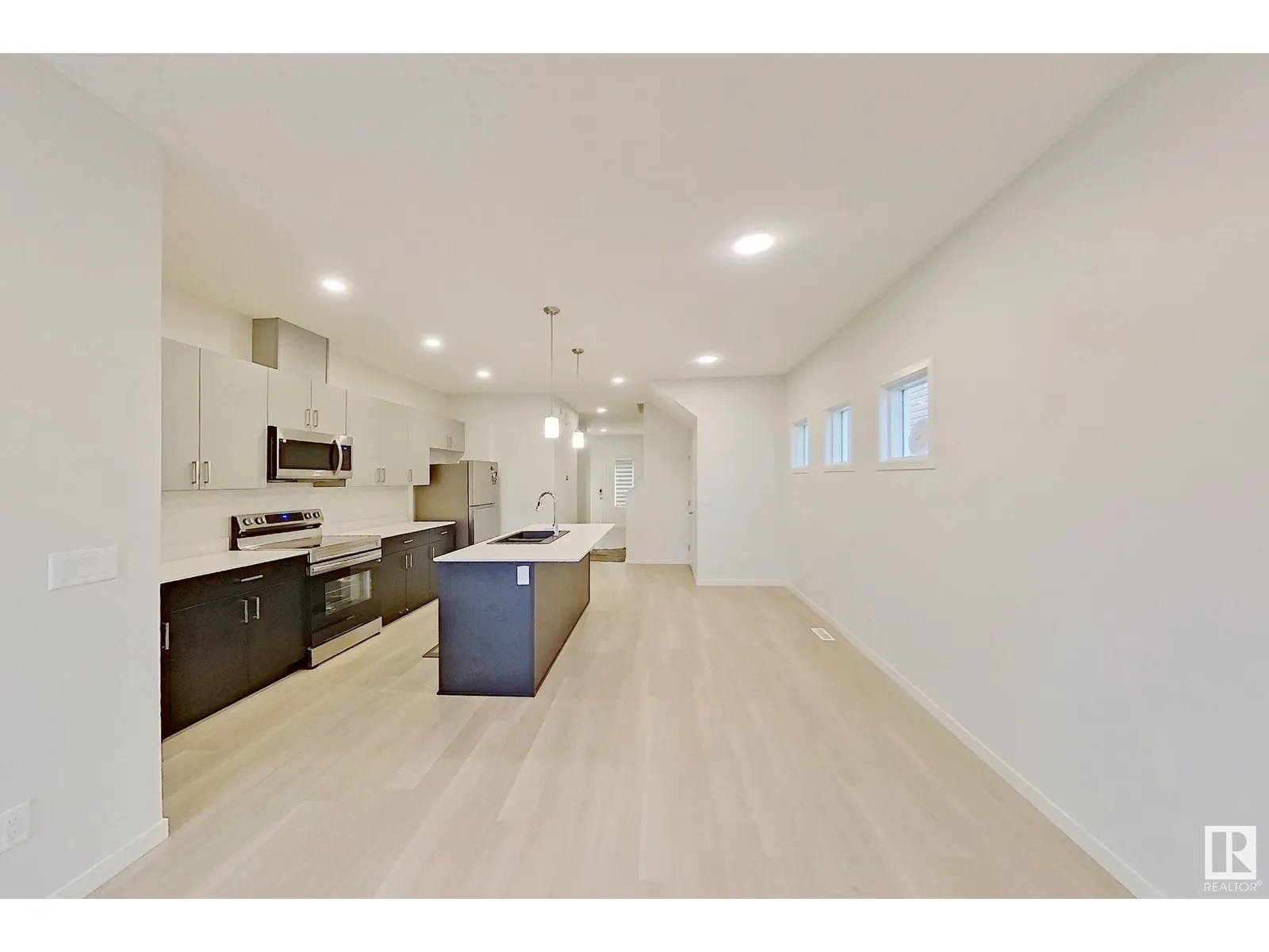 7137 46A ST