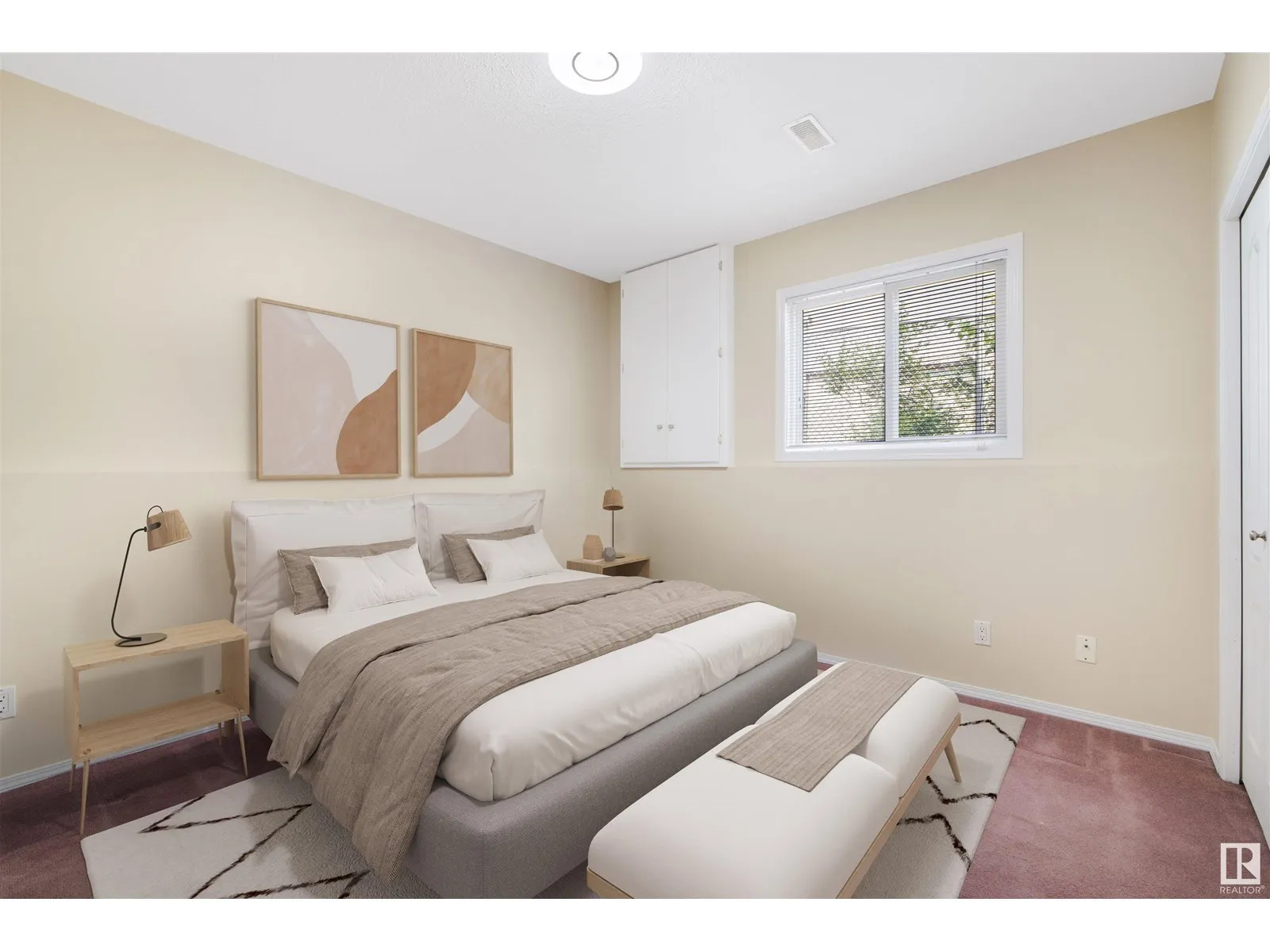 3811 130 AV NW