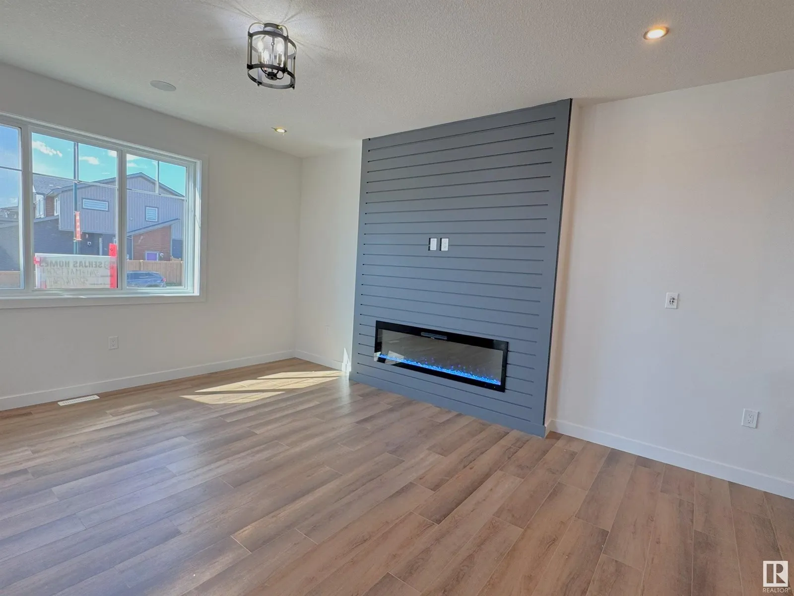 741 MATTSON DR SW