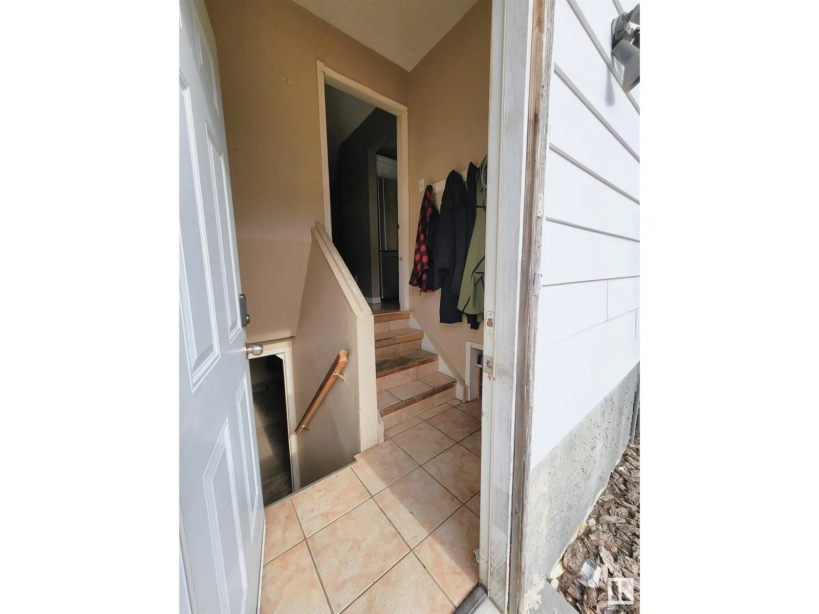 3014 132 AV NW