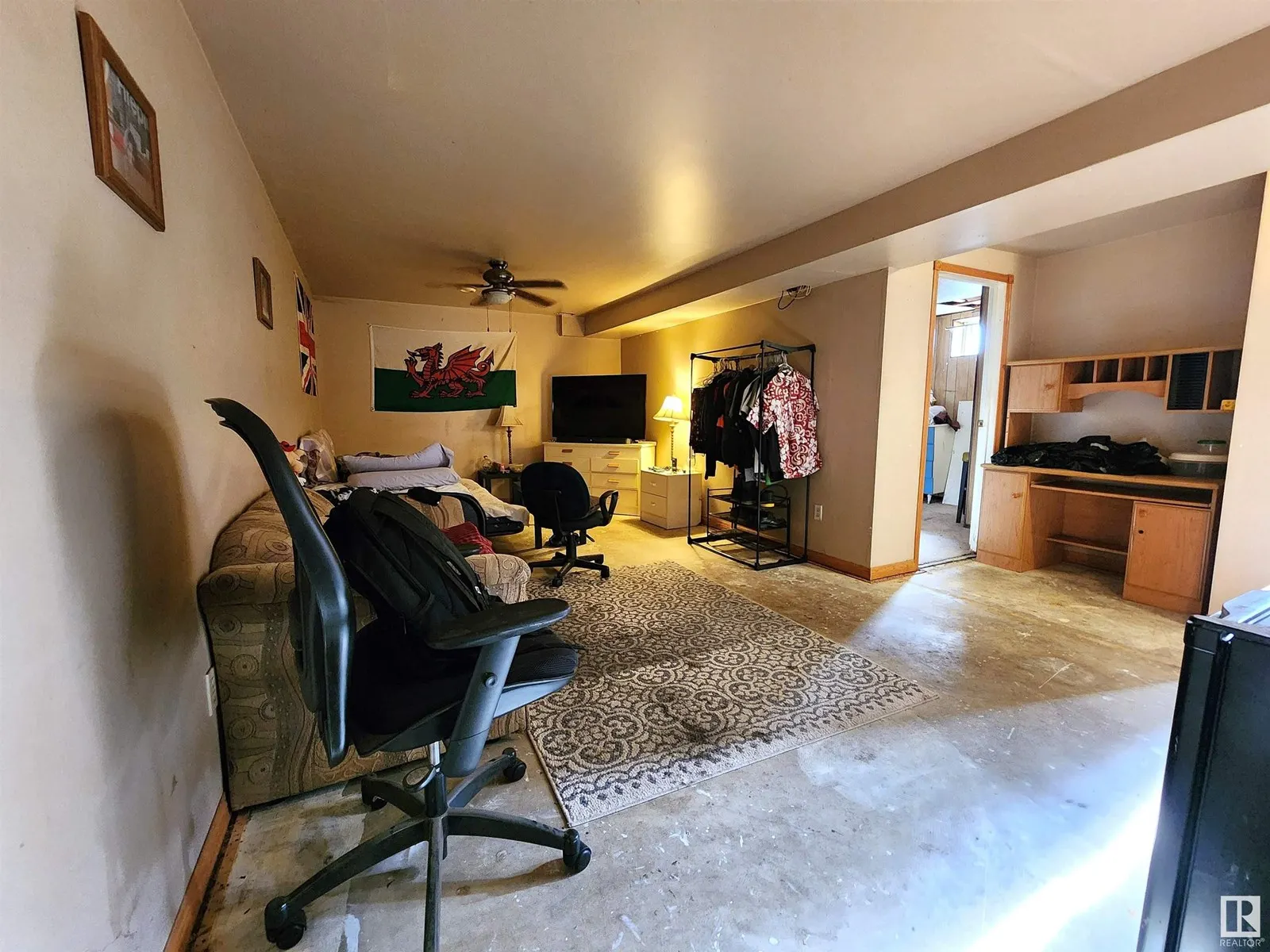 3014 132 AV NW