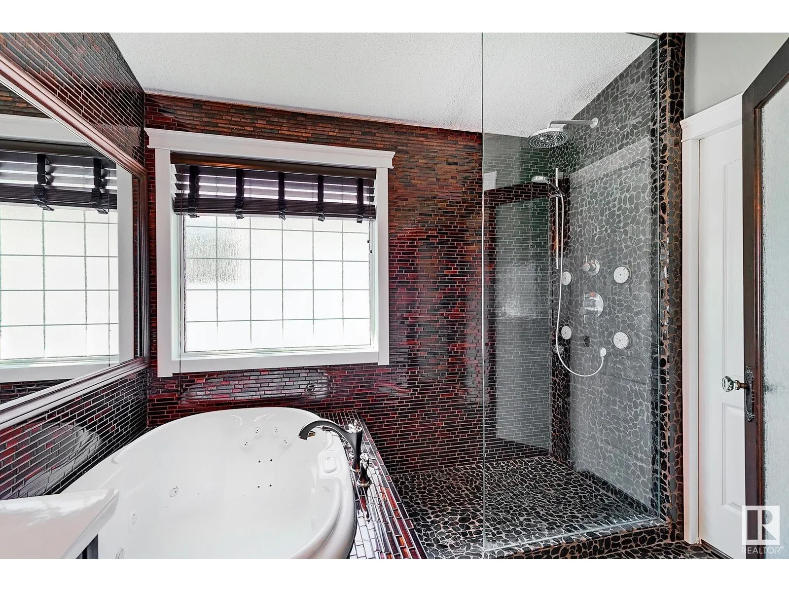 15003 128 ST NW