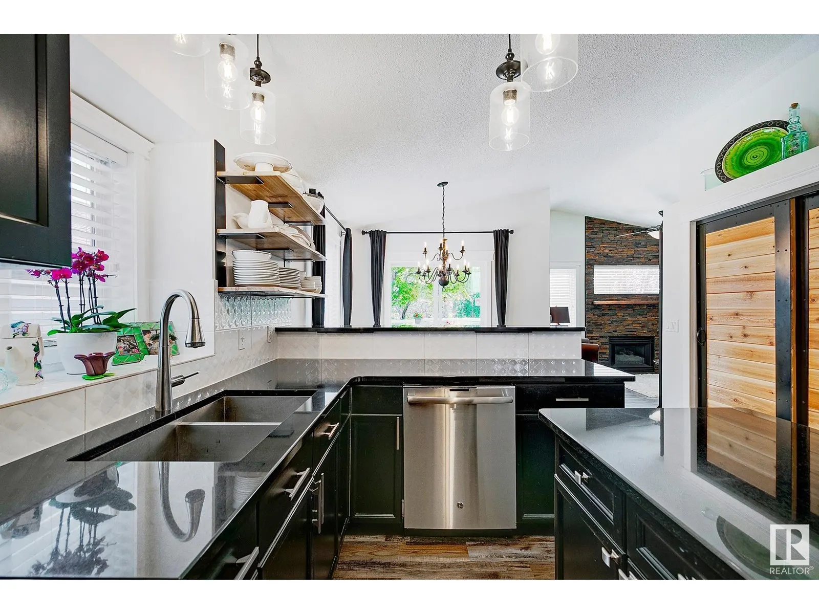15003 128 ST NW