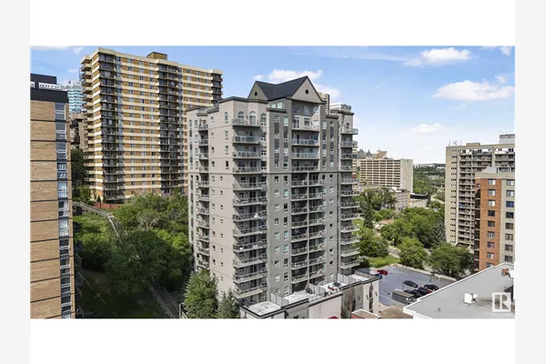 #504 9819 104 ST NW