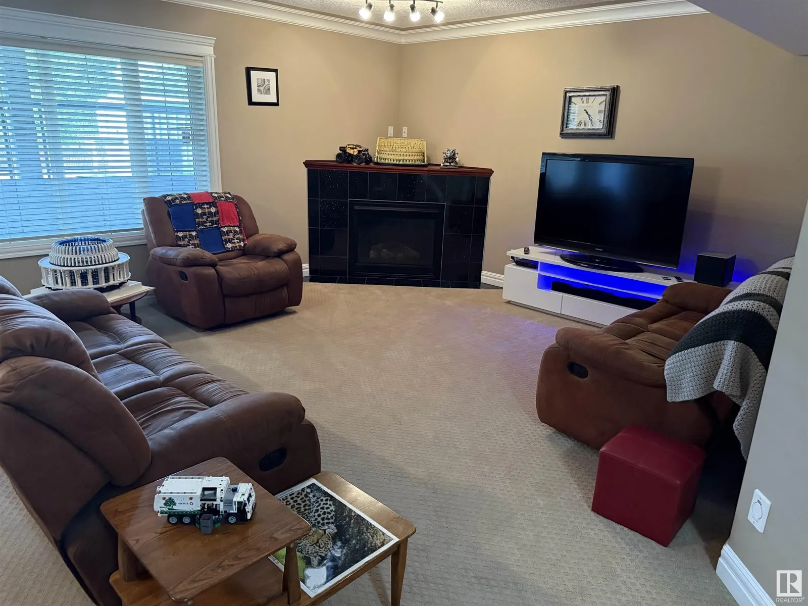 #244 52327 RGE ROAD 233