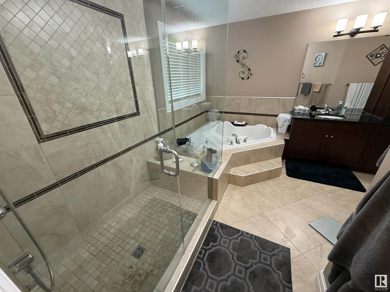 #244 52327 RGE ROAD 233