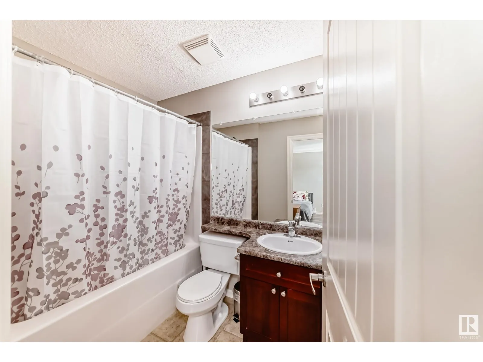 14767 140 ST NW