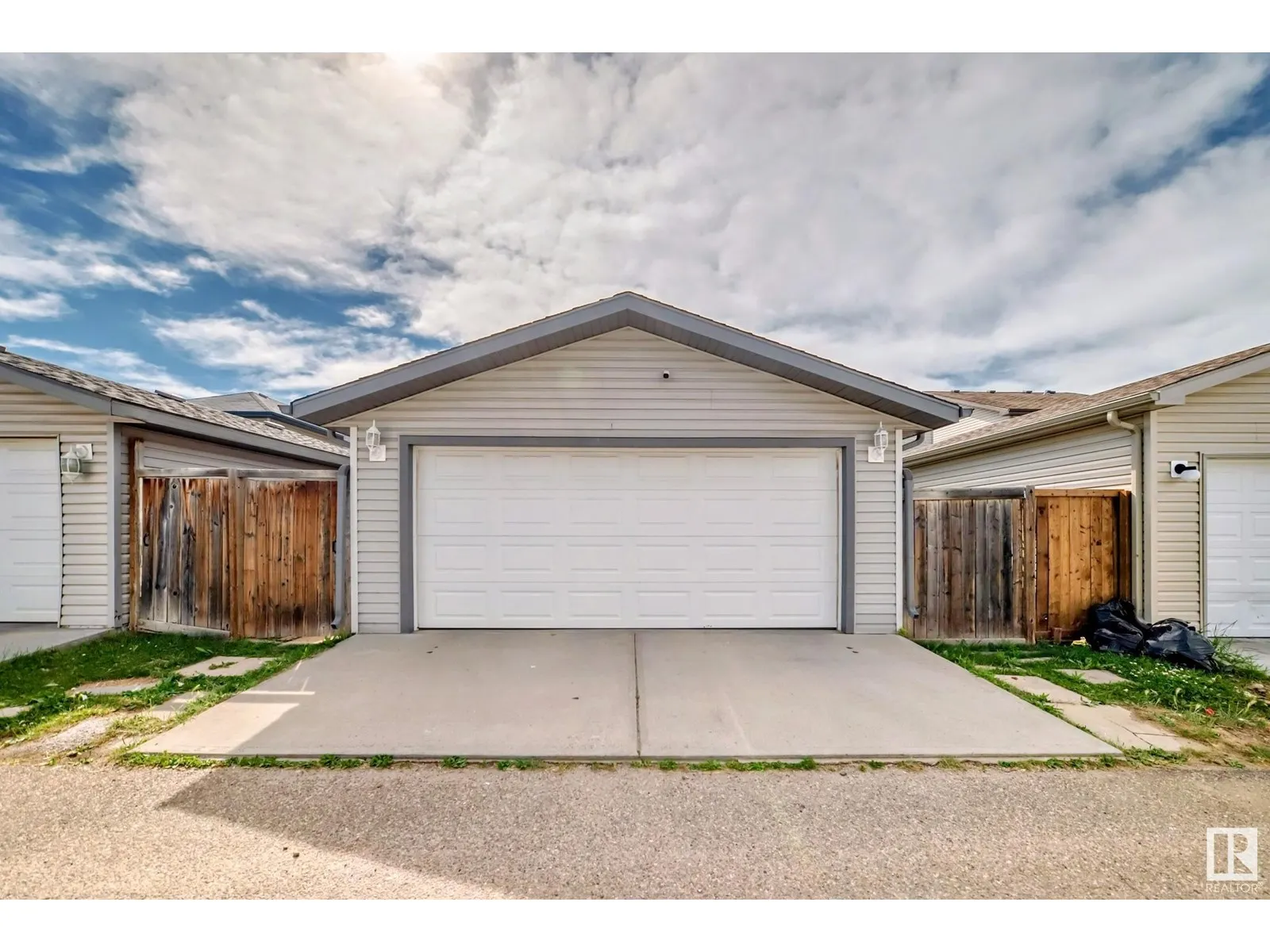 14767 140 ST NW