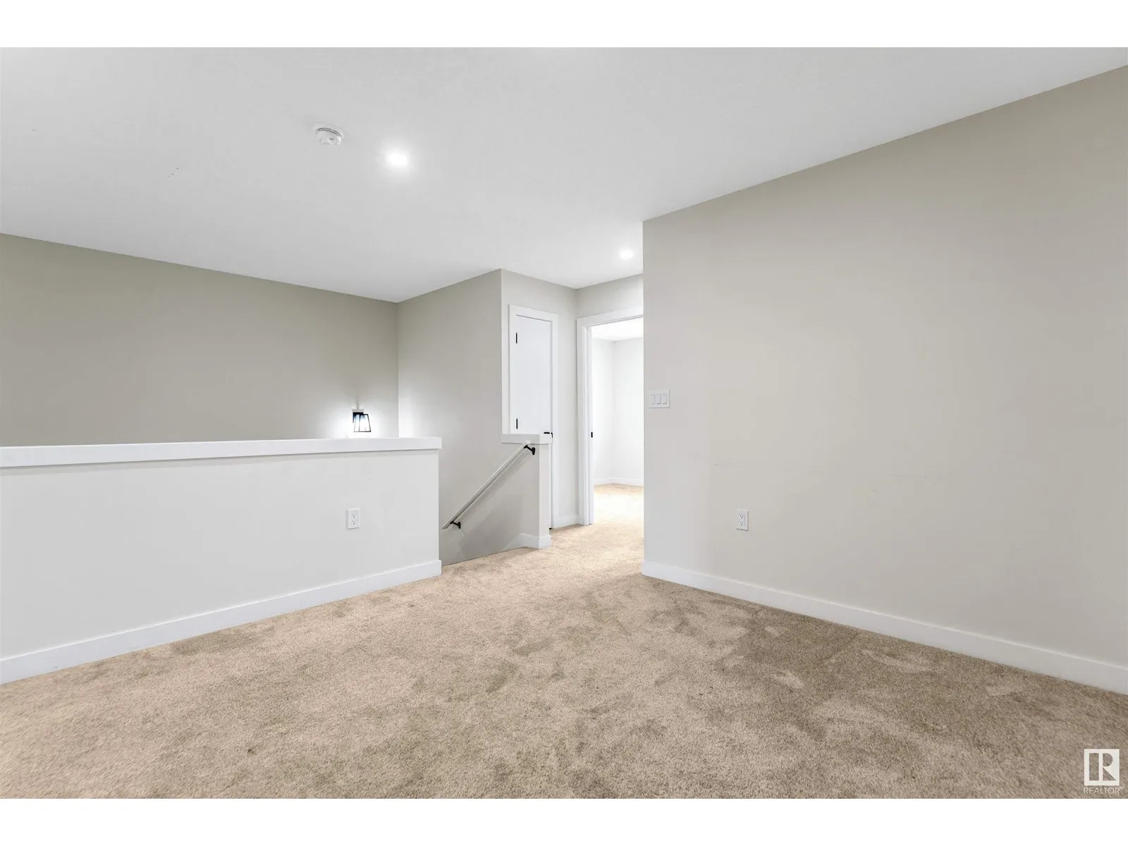 4204 38 ST