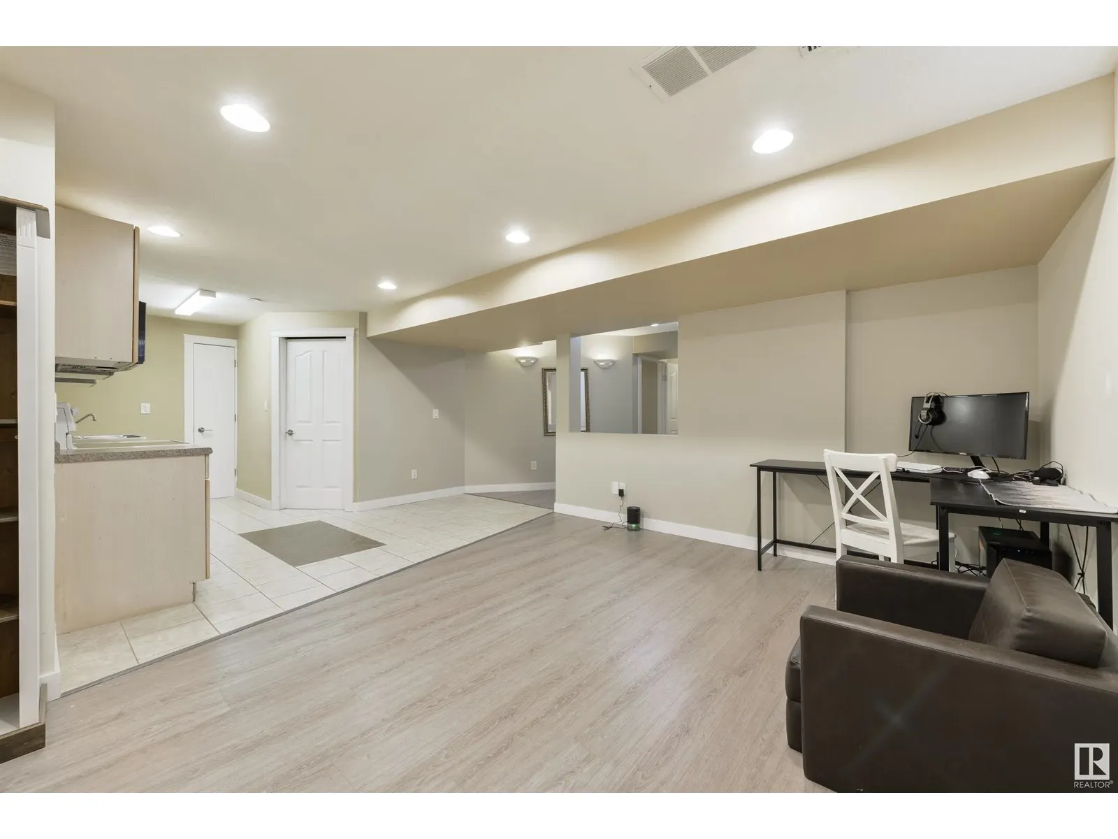 14424 130 ST NW