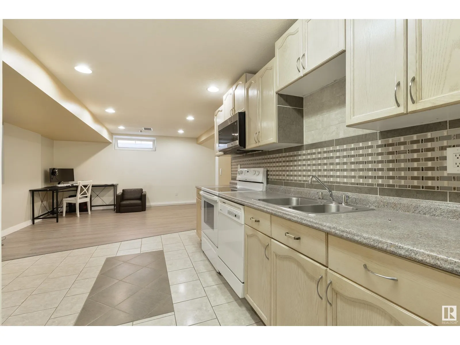 14424 130 ST NW