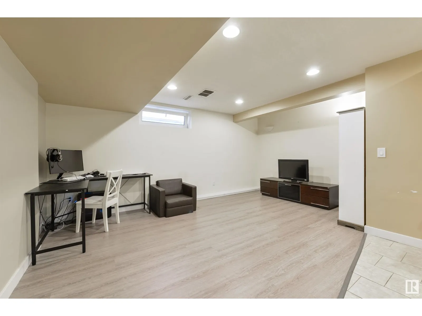 14424 130 ST NW