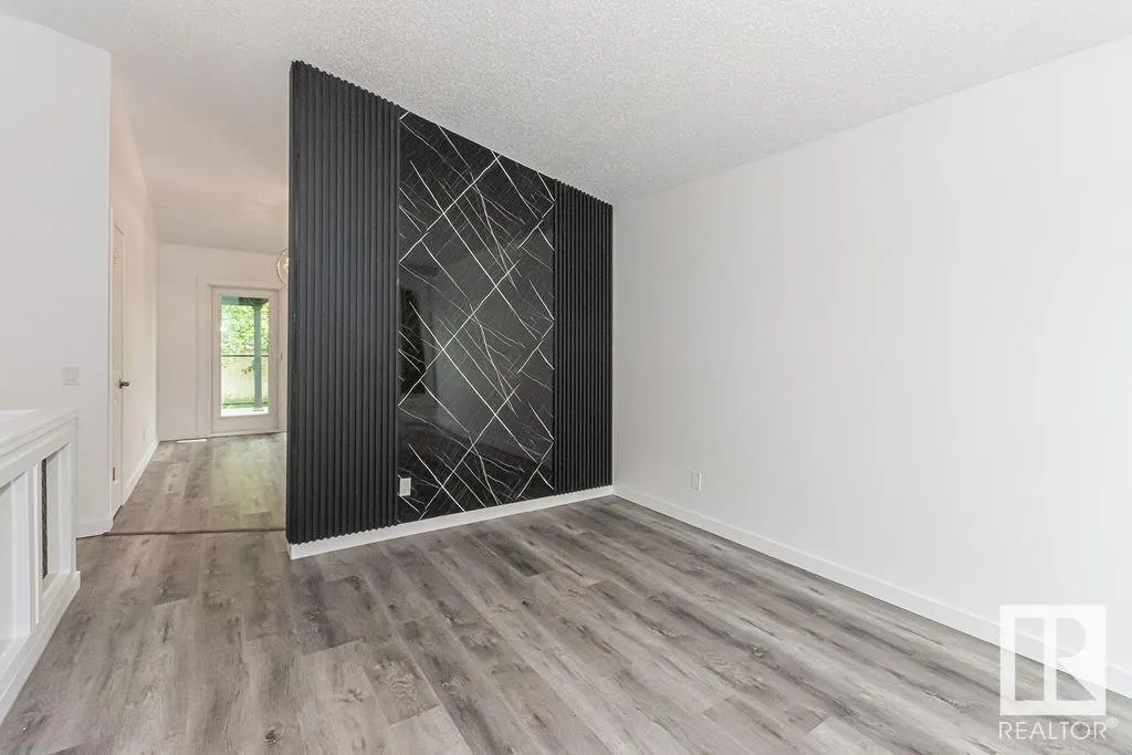 13107 36 ST NW