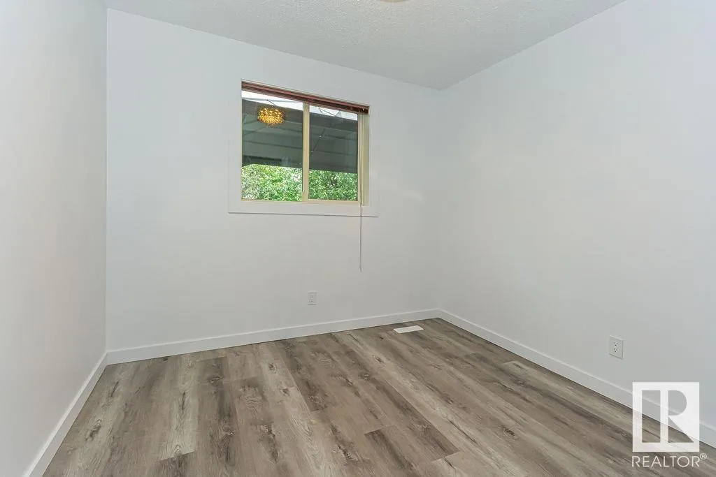 13107 36 ST NW