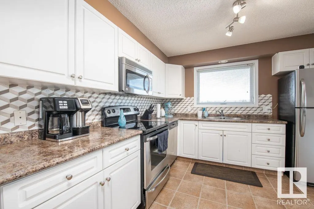 #419 13625 34 ST NW