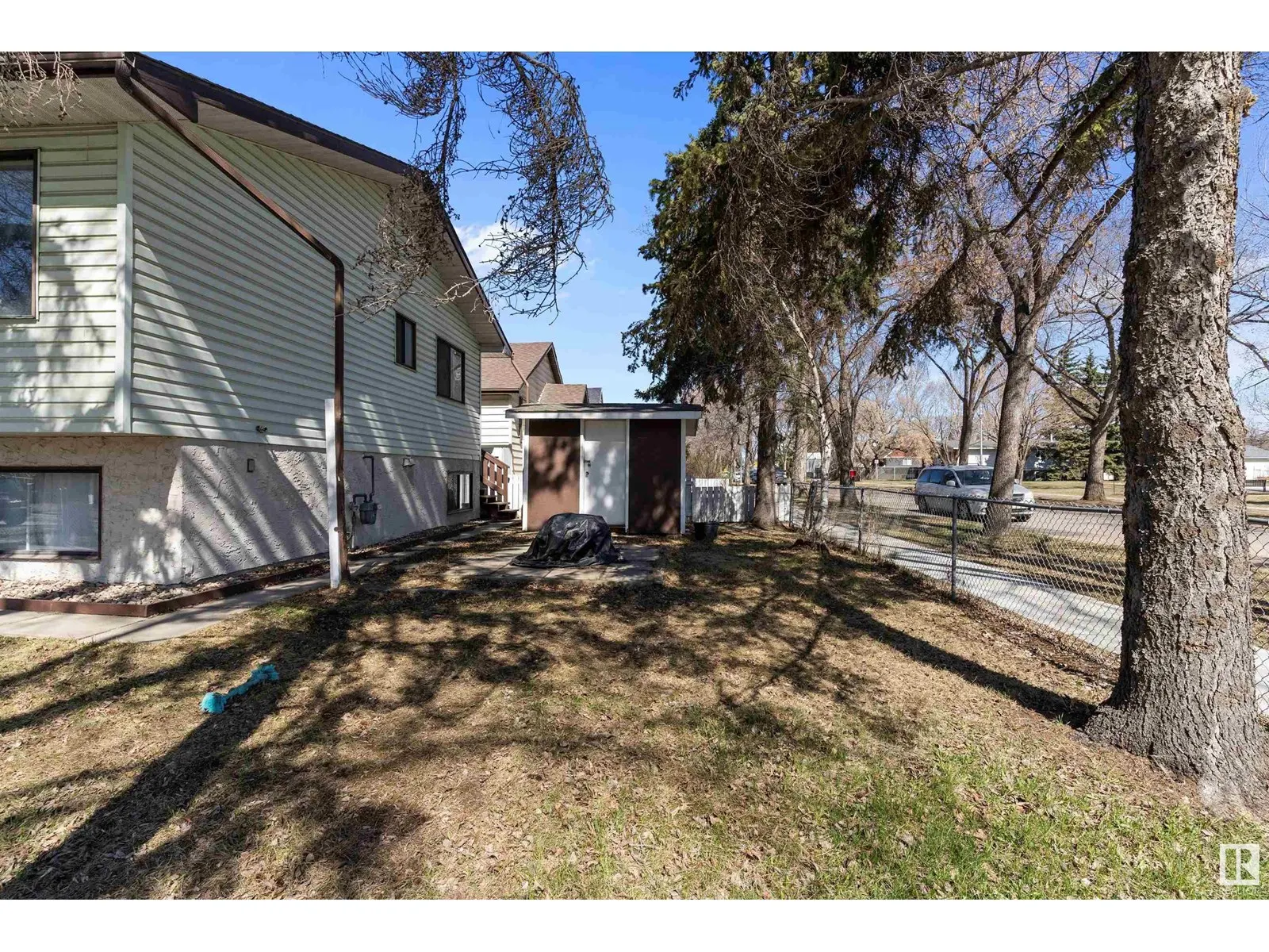 12004 & 12006 128 AV NW