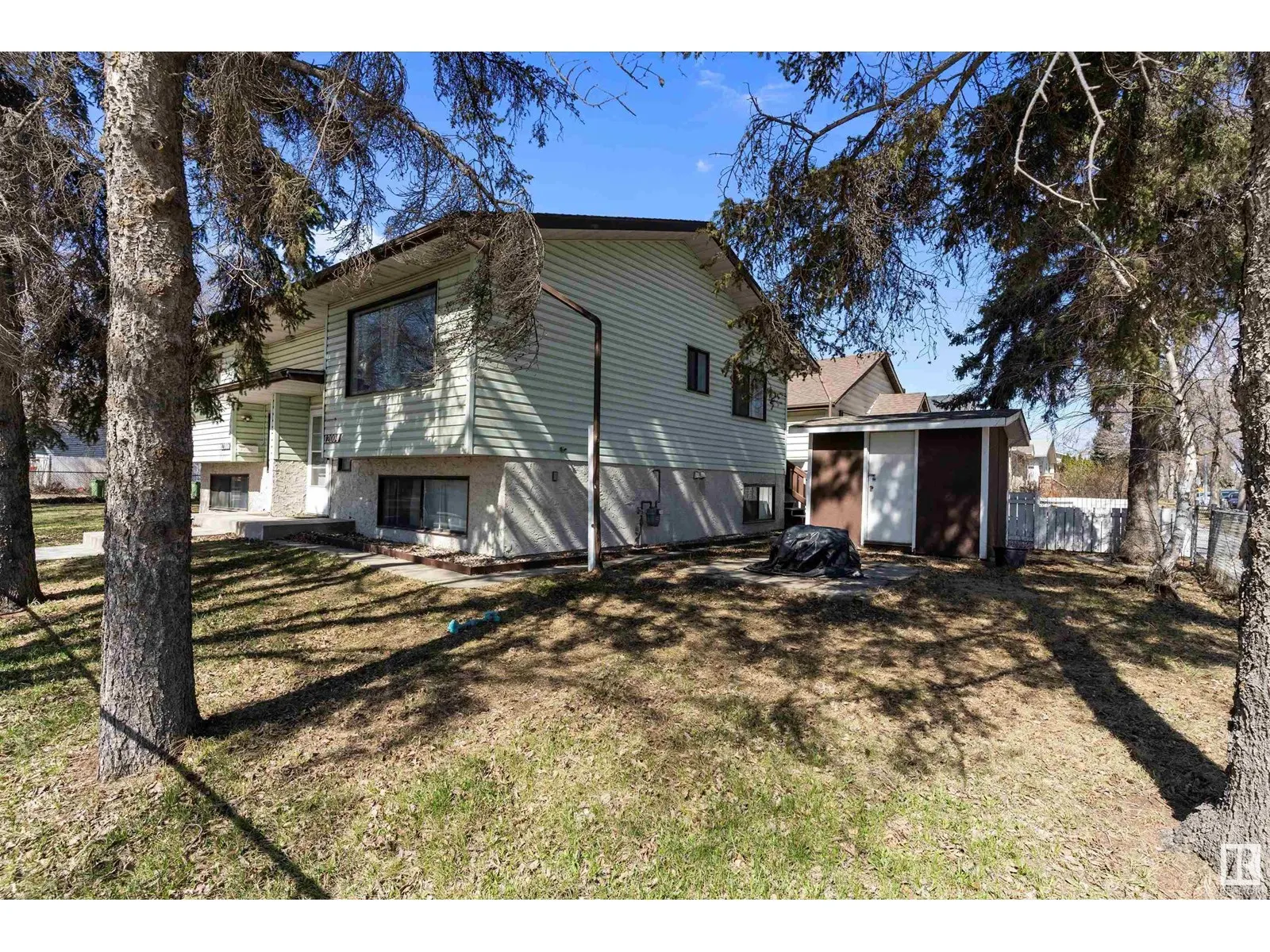 12004 & 12006 128 AV NW