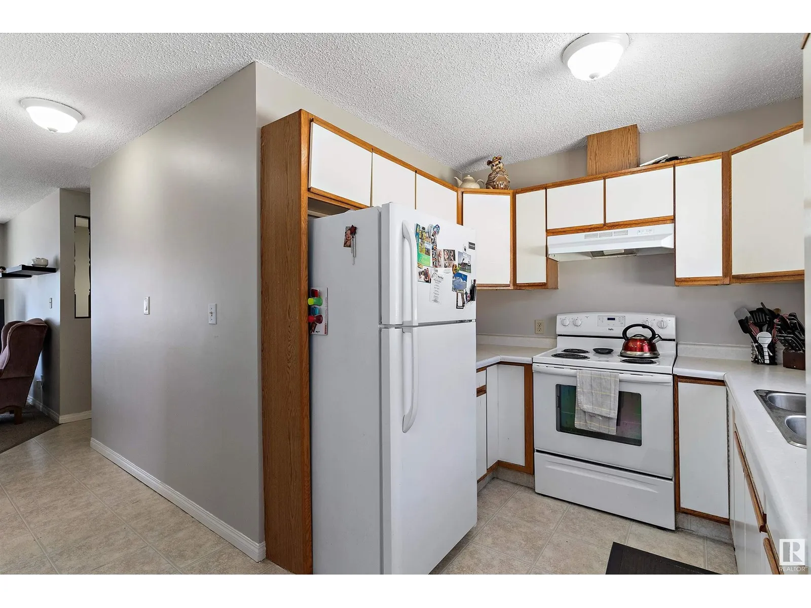 12004 & 12006 128 AV NW