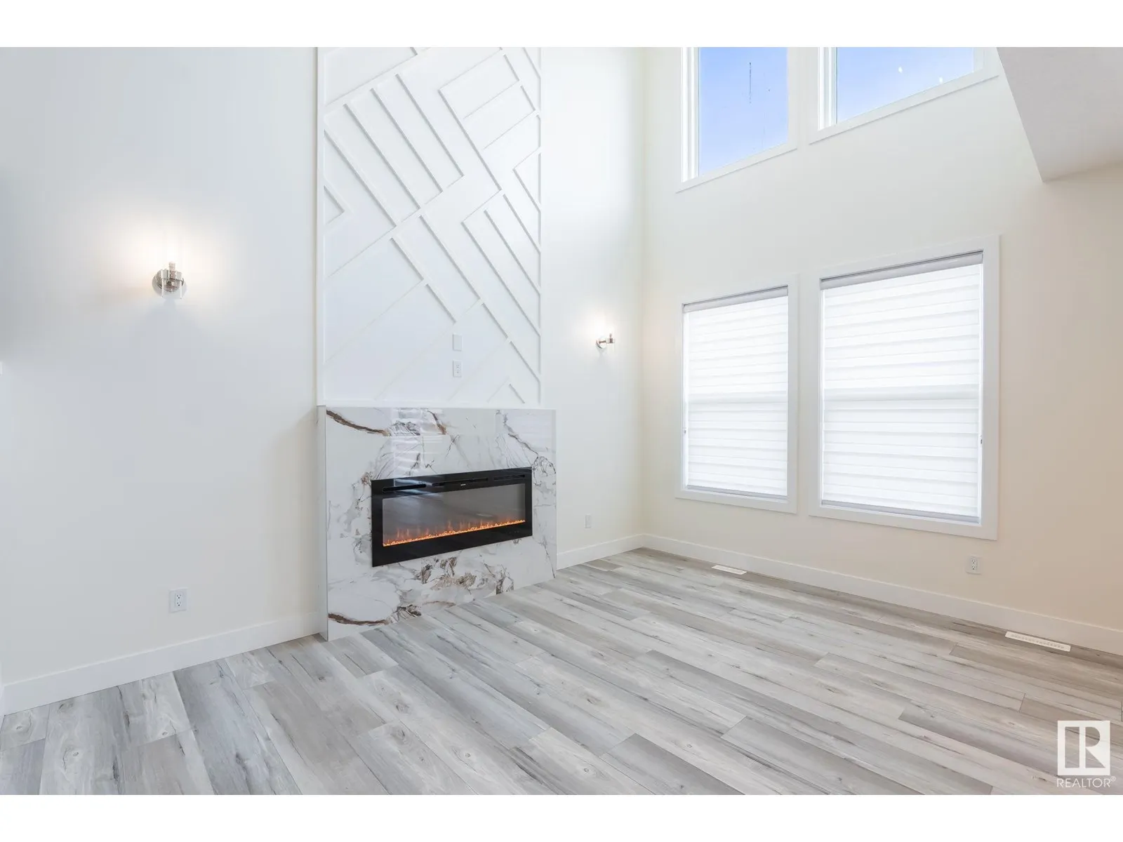 60 Hemingway CR