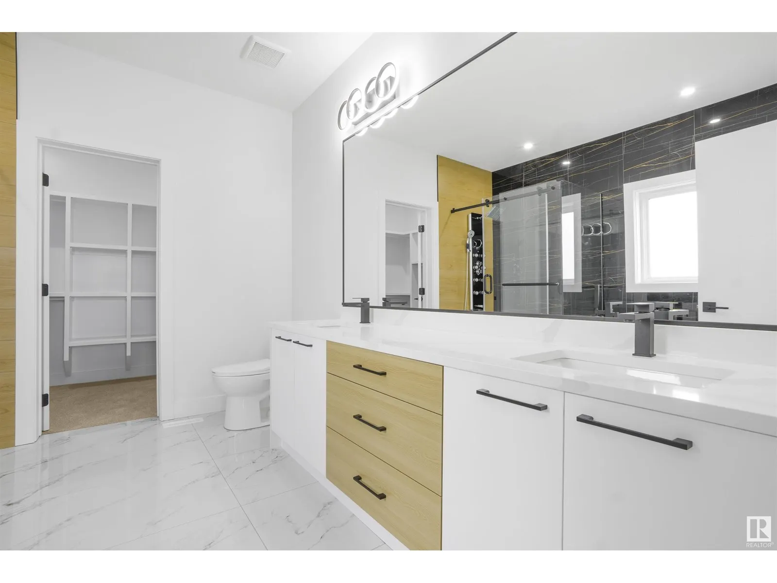 50 HAZELWOOD LN