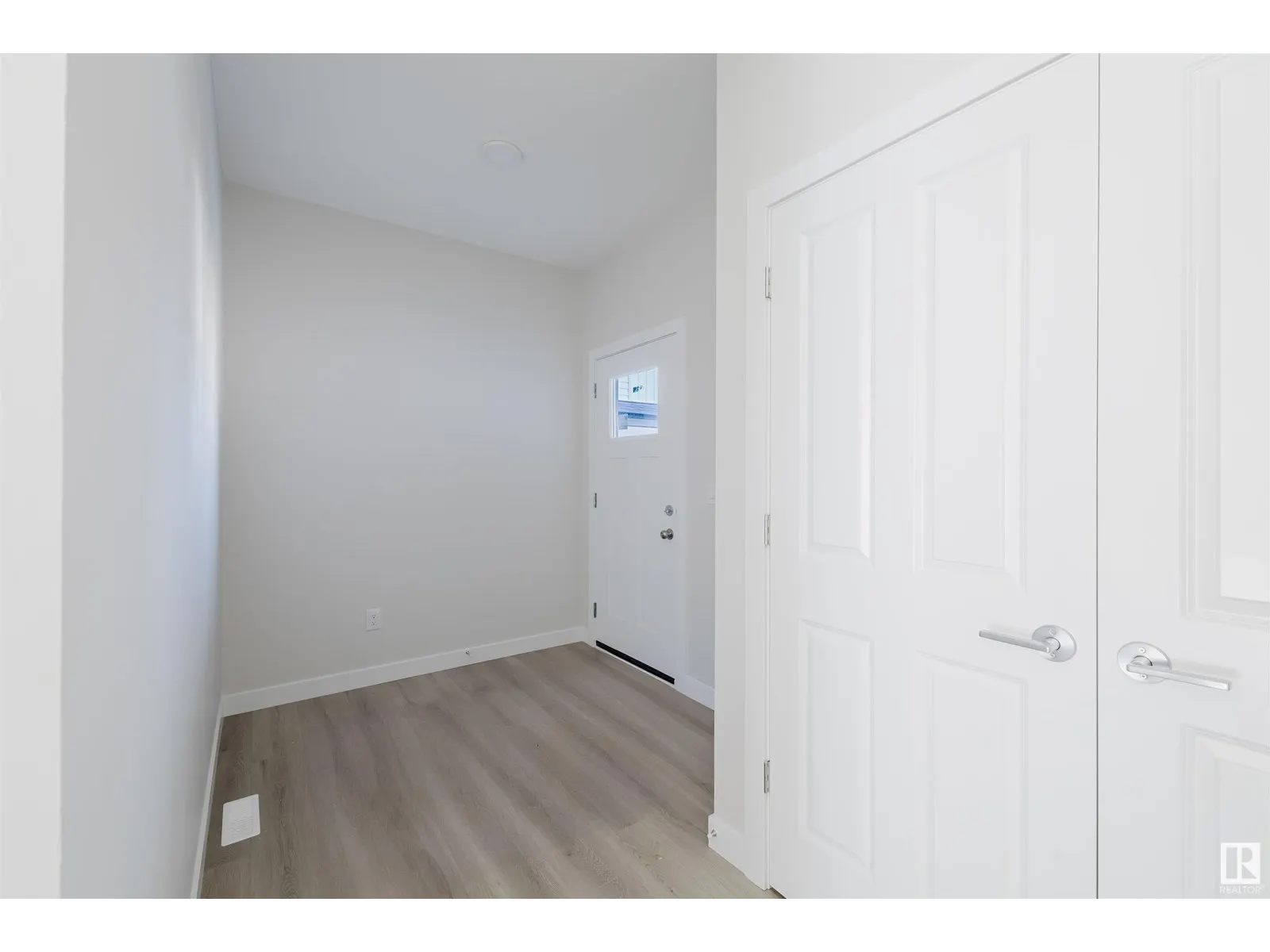 5107 71 ST