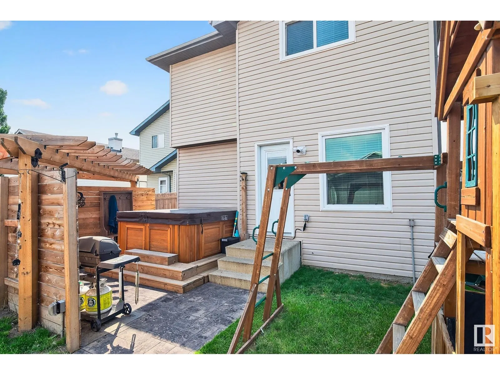 3117 49 ST
