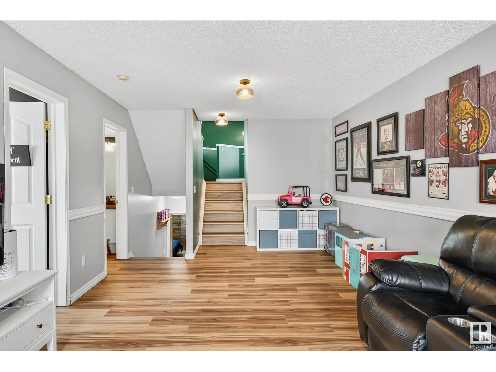 3117 49 ST