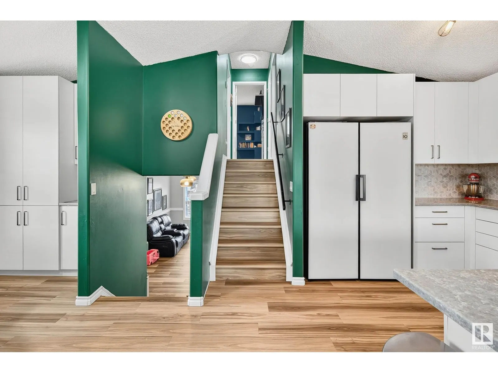 3117 49 ST