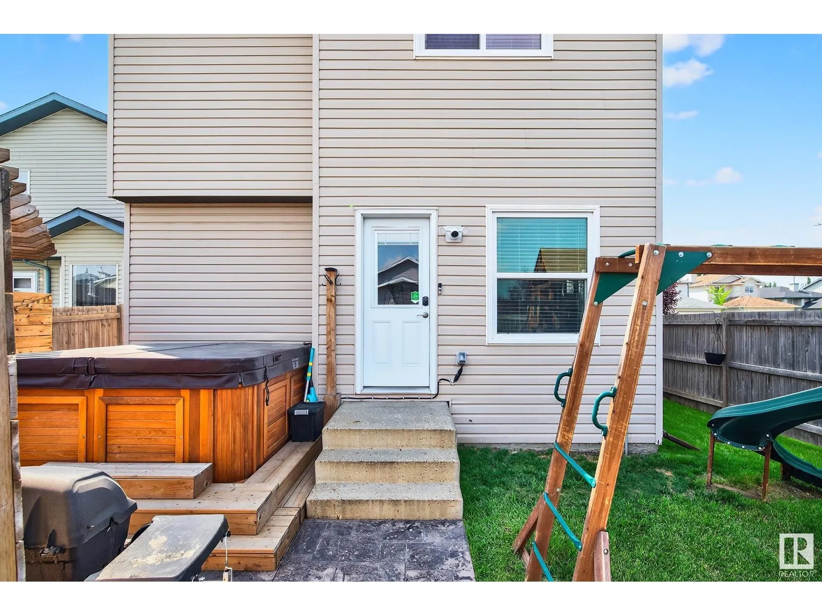 3117 49 ST