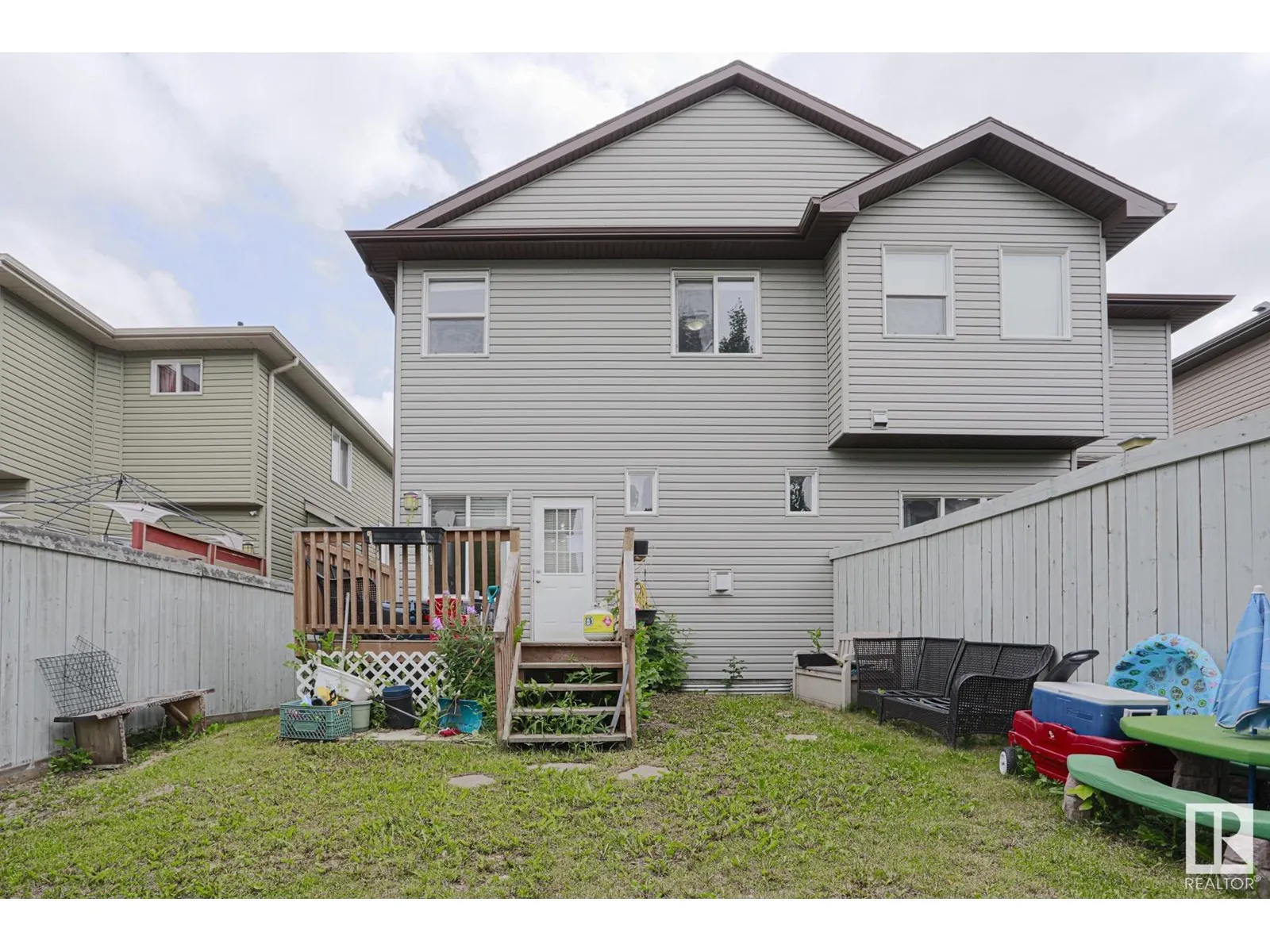 141 MCLAUGHLIN DR