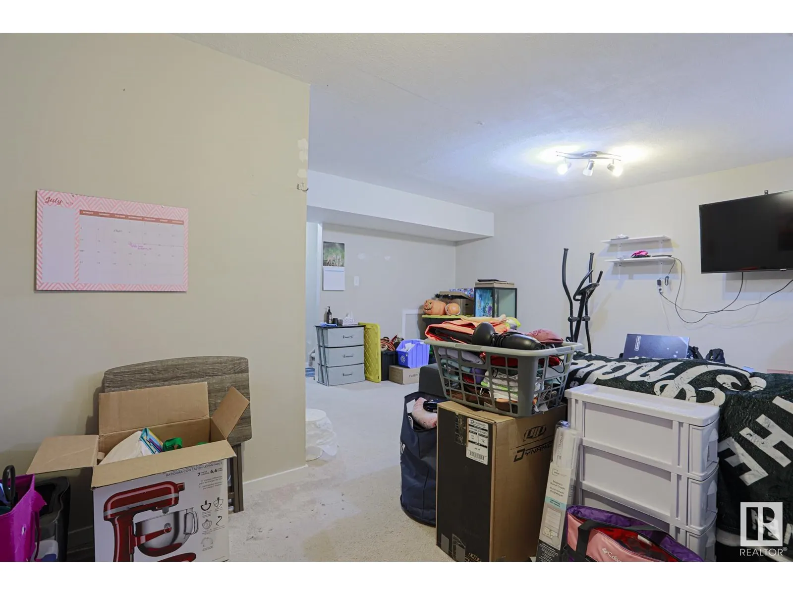 141 MCLAUGHLIN DR