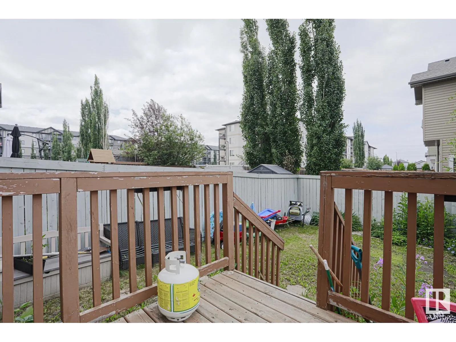 141 MCLAUGHLIN DR